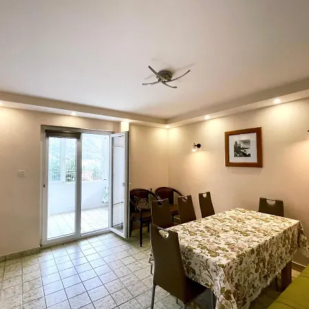 Apartments Lav Kotor Exterior photo