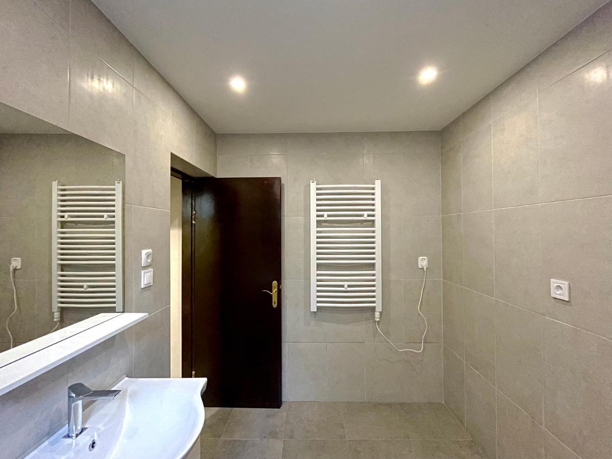Apartment Lav *