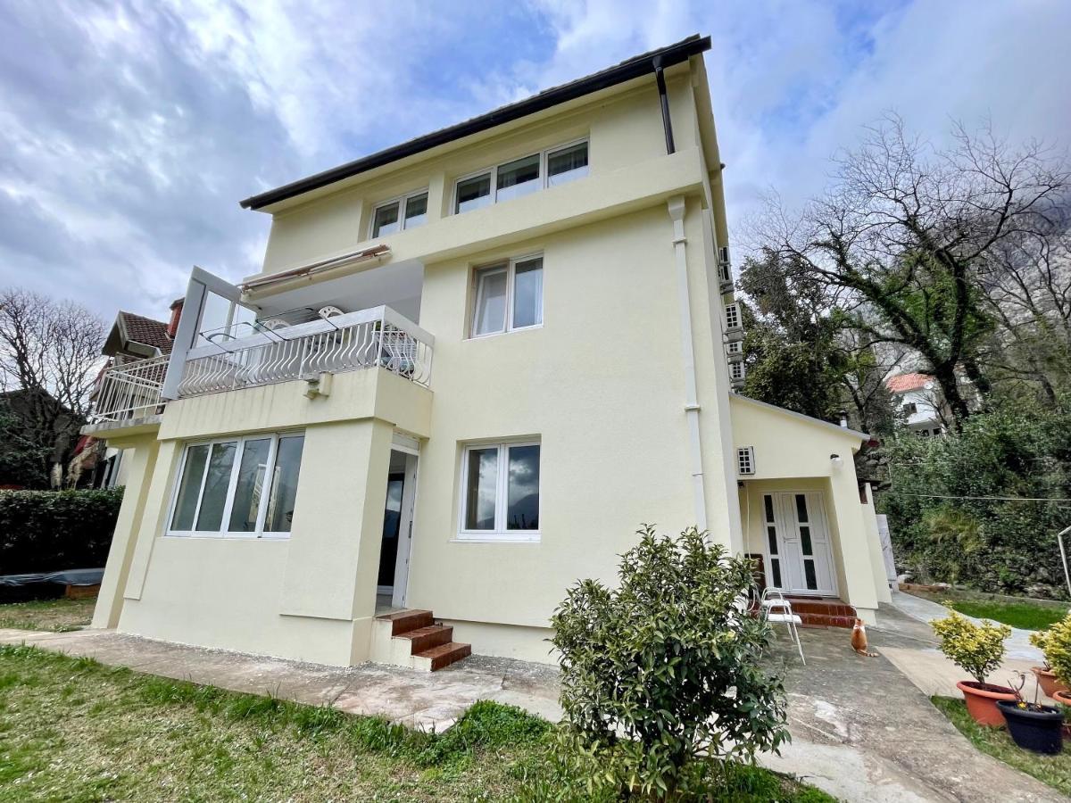 Lav Apartment *