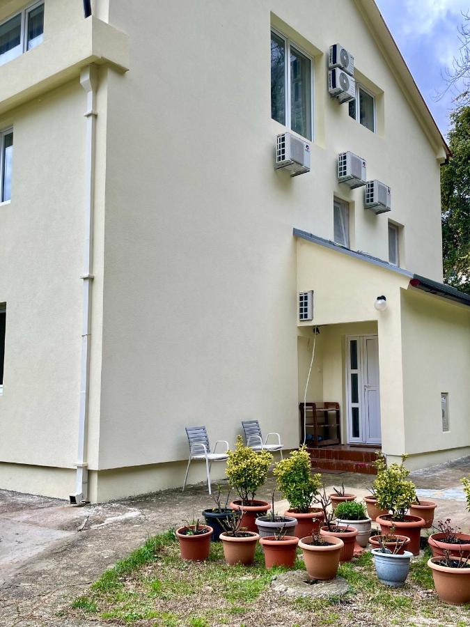 Lav Apartment *